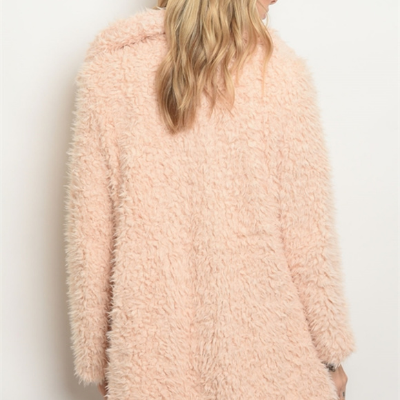 BLUSH SHAGGY FAUX FUR COAT @LAST One - Picture 3 of 3